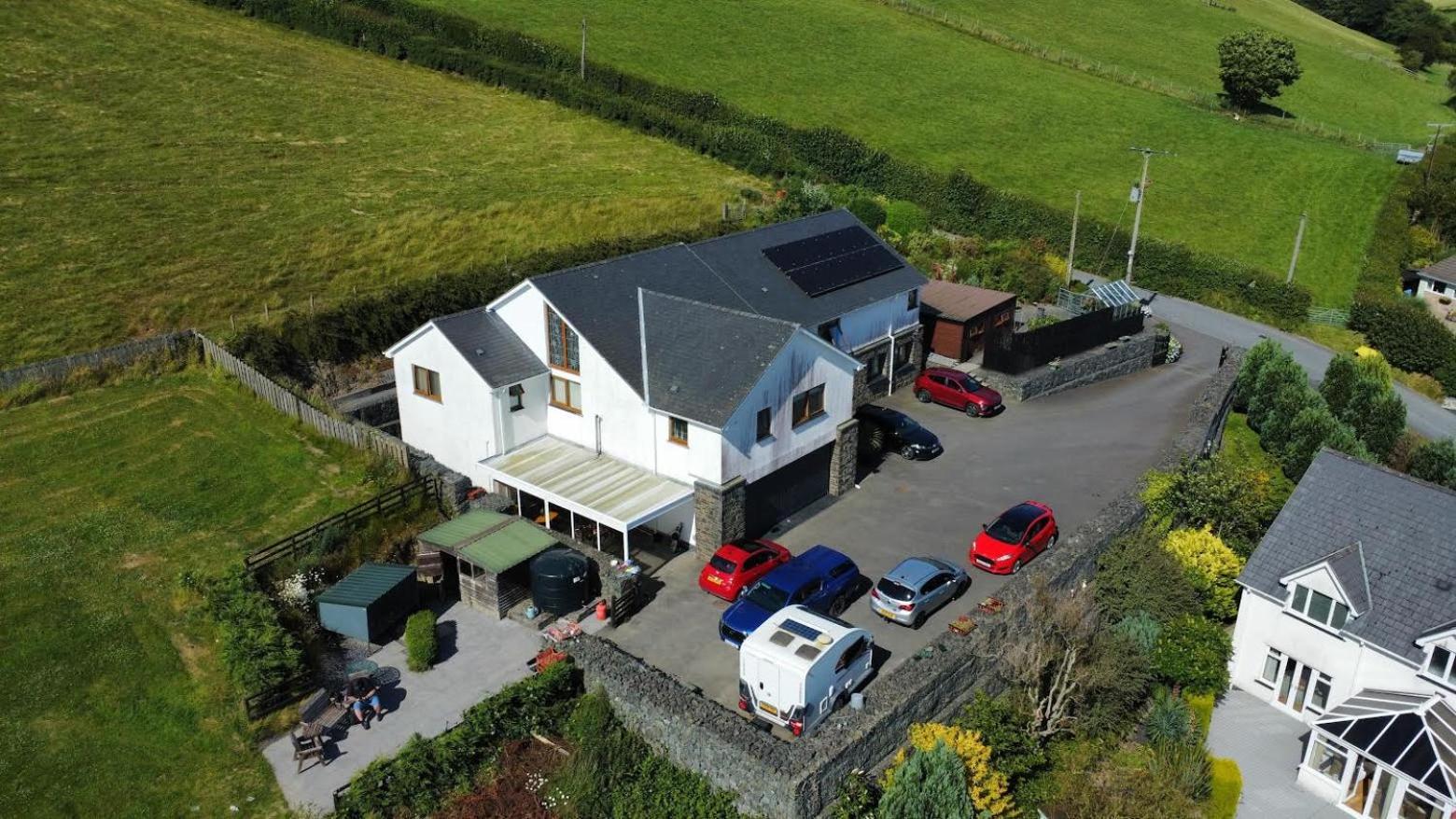 Y Grange Bed & Breakfast Llanfihangel-y-Creuddyn Bagian luar foto