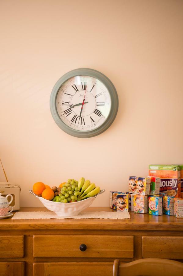 Y Grange Bed & Breakfast Llanfihangel-y-Creuddyn Bagian luar foto