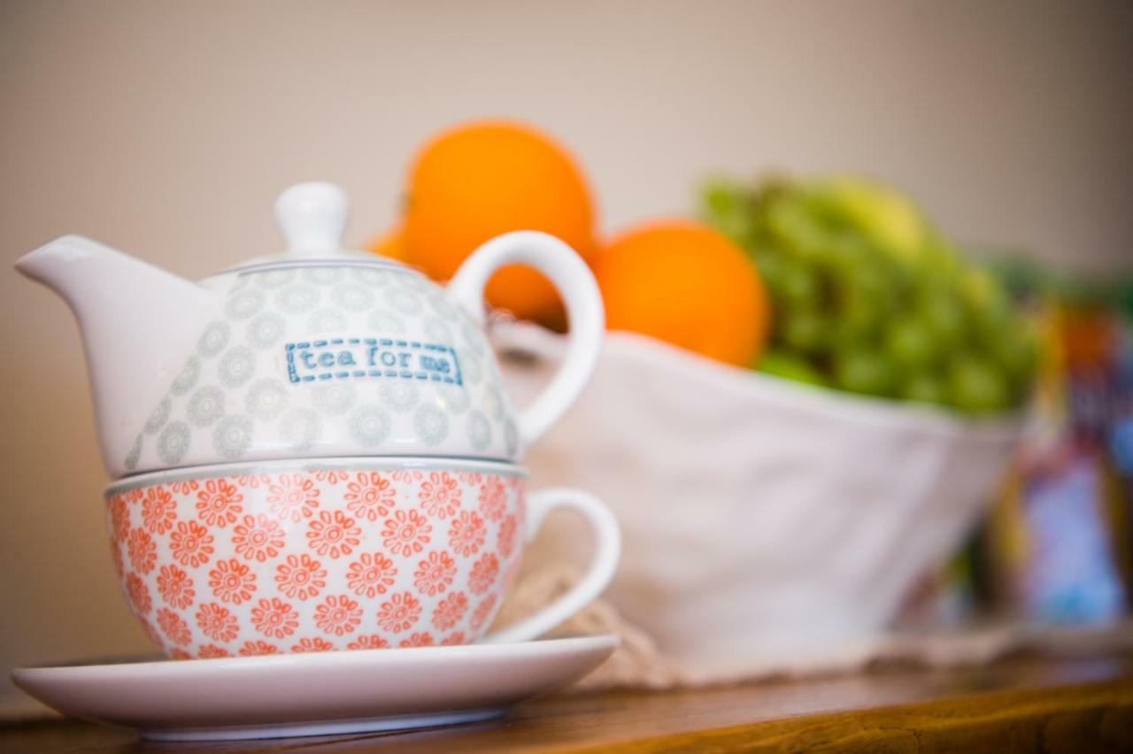 Y Grange Bed & Breakfast Llanfihangel-y-Creuddyn Bagian luar foto