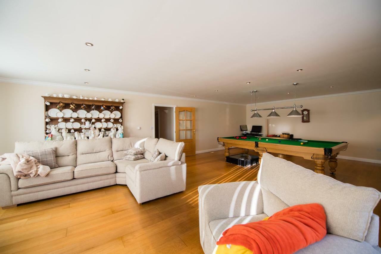 Y Grange Bed & Breakfast Llanfihangel-y-Creuddyn Bagian luar foto