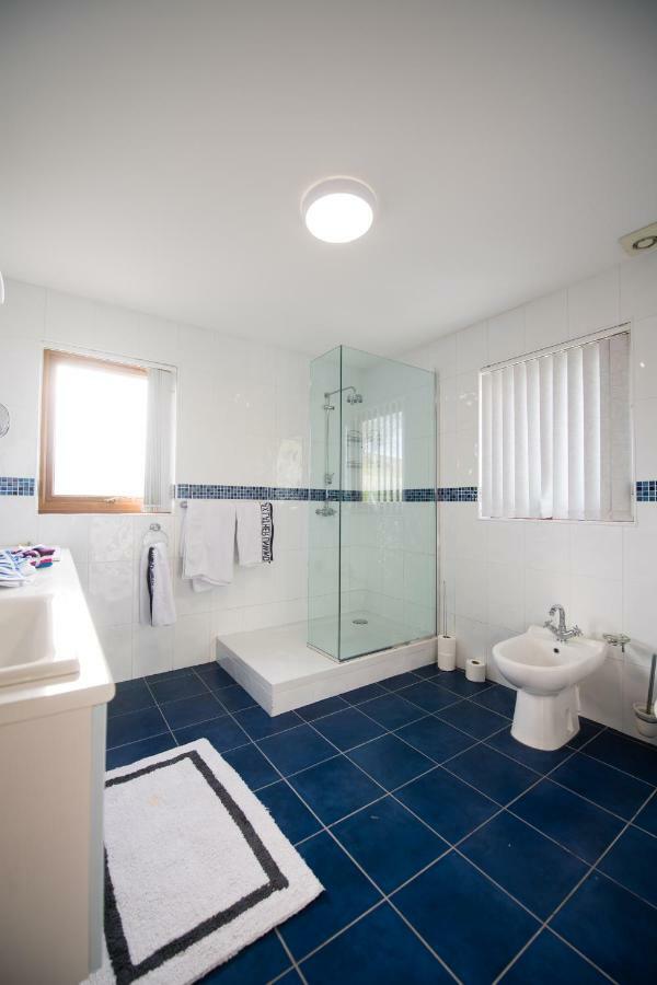 Y Grange Bed & Breakfast Llanfihangel-y-Creuddyn Bagian luar foto
